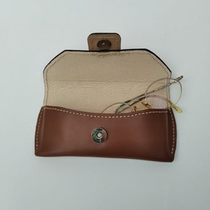 bőr szemüvegtartó tok - táska & tok - pénztárca & más tok - szemüvegtok - Meska.hu