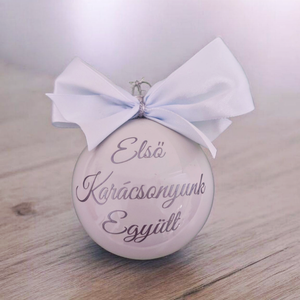 Karácsonyi gömb fenyődísz (kisfiús) - karácsony - karácsonyi lakásdekoráció - karácsonyfadíszek - Meska.hu