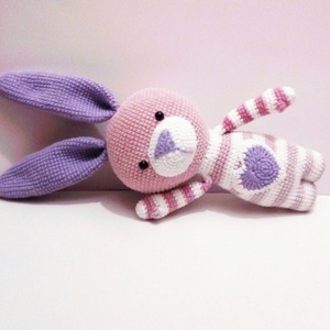 Lili Nyuszó horgolt amigurumi - - Meska.hu Lili Nyuszó horgolt amigurumi - - Meska.hu