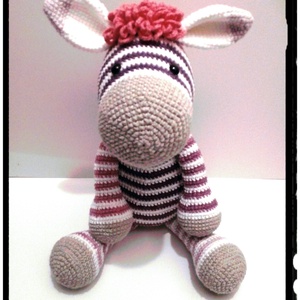 Zoé a cuki zebra csajszi - amigurumi -  - Meska.hu