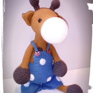 Zsizsi a nadrágos zsiráf - amigurumi - Meska.hu