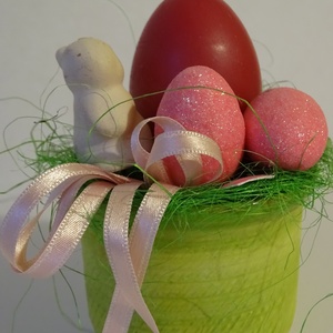 Nyuszi ül a fűben húsvéti asztaldísz - otthon & életmód - dekoráció - asztal és polc dekoráció - asztaldísz - Meska.hu