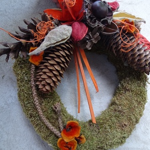 Sirdisz,Mindenszentek,halottak napja,Sírdísz,Kegyeleti dísz,koszorú-  ajándék kövirózsával - otthon & életmód - dekoráció - ajtó- és ablak dekoráció - ajtódísz & kopogtató - Meska.hu