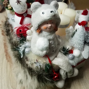 Vidám téli nap-szőrmés csilingelő adventi,karácsonyi ,asztaldísz,koszorú, Karácsony, Adventi díszek, Adventi koszorú, Virágkötés, MESKA