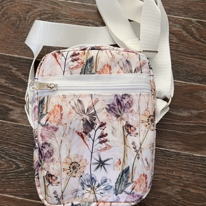 Virágmintás kistáska - Meska.hu