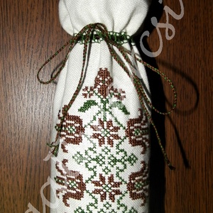 Keresztszemes borzsák, szörpös, pálinkás üvegdísz - Szép ajándék!, Otthon & Életmód, Konyhafelszerelés, tálalás, Tálalás, Bortartó, Hímzés, Fonás (csuhé, gyékény, stb.), MESKA