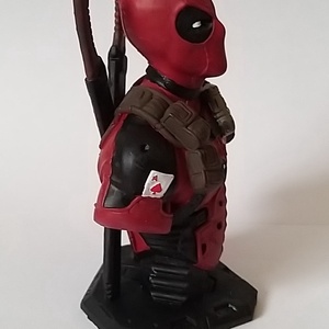 Deadpool szobor - otthon & életmód - dekoráció - asztal és polc dekoráció - asztaldísz - Meska.hu