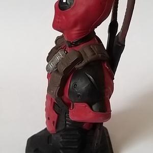 Deadpool szobor - otthon & életmód - dekoráció - asztal és polc dekoráció - asztaldísz - Meska.hu