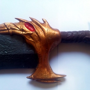 God of war Kratos penge - otthon & életmód - dekoráció - asztal és polc dekoráció - asztaldísz - Meska.hu