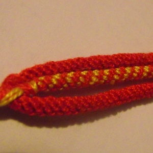 Piros-sárga csomózott karkötő -  - Meska.hu