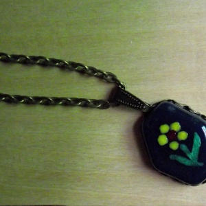 Kék virágos kézzel festett nyaklánc - ékszer - nyaklánc - medálos nyaklánc - Meska.hu