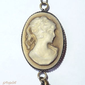 Barna-bézs kámea nyaklánc barna bojttal - ékszer - nyaklánc - bojtos nyaklánc - Meska.hu