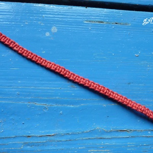 Piros makramé karkötő -  - Meska.hu