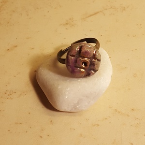 Lila-rezes raku kerámia gyűrű (ékszer) - ékszer - gyűrű - gyöngyös gyűrű - Meska.hu