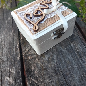 LOVE- Szerelem-Esküvői dobozka, gyűrűtartó vintage hangulatban rendelhető. - Meska.hu
