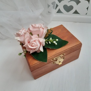 Rózsás romantikus esküvői doboz, gyűrűtartó, , Esküvő, Kiegészítők, Gyűrűtartó & Gyűrűpárna, Festett tárgyak, MESKA