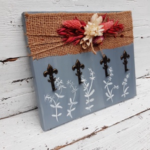 Fali akasztós tábla szárított virágdíszítéssel, vintage fatábla, kulcstartó,  - otthon & életmód - dekoráció - fali és függő dekoráció - fali kulcstartó - Meska.hu