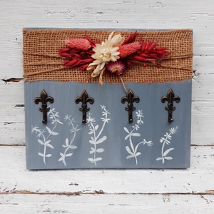 Fali akasztós tábla szárított virágdíszítéssel, vintage fatábla, kulcstartó,  - otthon & életmód - dekoráció - fali és függő dekoráció - fali kulcstartó - Meska.hu