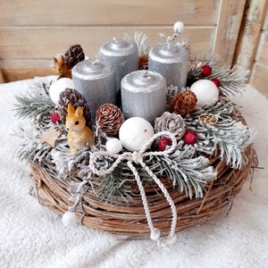 Adventi koszorú mókusokkal karácsonyi asztaldísz, dekoráció, adventi koszorú, adventi dísz - karácsony - adventi díszek - adventi koszorú - Meska.hu