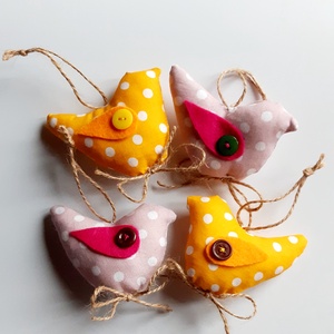 Vidám tavaszi madarak- tavaszi dekoráció, akasztós díszek, barkadísz, Otthon & Életmód, Dekoráció, Fali és függő dekoráció, Függődísz, Varrás, MESKA