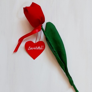 Piros Tulipán sźivecskével, lakásdekoráció, dísz - Meska.hu
