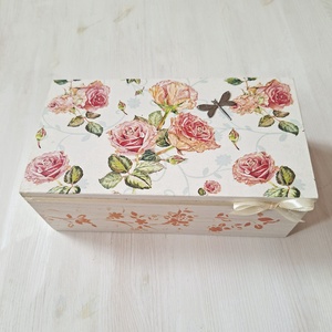  Rózsás  ajándékdoboz, emlékdoboz,  ünnepi alkalmakra, Esküvő, Emlék & Ajándék, Doboz, Decoupage, transzfer és szalvétatechnika, MESKA