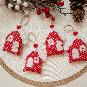 Havas házikók-piros karácsonyi country dekoráció, díszek , Karácsony, Karácsonyi lakásdekoráció, Karácsonyi lakásdíszek, Varrás, MESKA