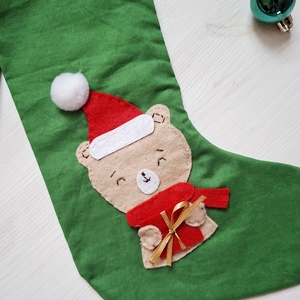 Macis karácsonyi zokni- karácsonyi ajándékzsák, mikulás és karácsonyi dísz - karácsony - adventi díszek - adventi naptár - Meska.hu