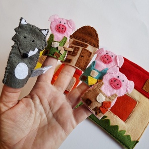 A három kismalac és a farkas - c. meséhez filc ujjbáb készlet, Mini Színház - játék & sport - bábok - ujjbáb - Meska.hu