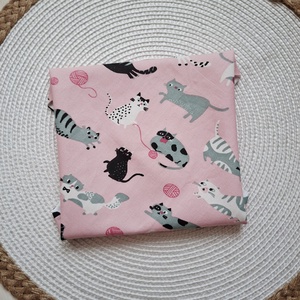 Cica  gombolyaggal- újra szalvéta, textil szalvéta, csomagolás - otthon & életmód - konyhafelszerelés, tálalás - konyhai textil - szalvéta - Meska.hu