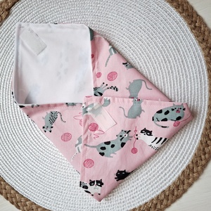 Cica  gombolyaggal- újra szalvéta, textil szalvéta, csomagolás - otthon & életmód - konyhafelszerelés, tálalás - konyhai textil - szalvéta - Meska.hu