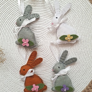  Nyuszik a réten - húsvéti, tavaszi díszek, barka díszek 4 db - Meska.hu