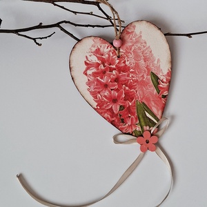 Rózsaszín játszint  - függődísz, szívtábla, tavaszi dekoráció, ajtódísz, Otthon & Életmód, Dekoráció, Fali és függő dekoráció, Függődísz, Decoupage, transzfer és szalvétatechnika, MESKA