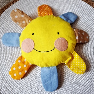 Mosolygó virág, rongyiJáték figura,   babajáték - baba - mama - baba játékok - szundikendő, alvóka - Meska.hu