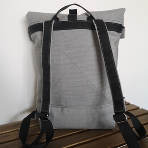 Szürke vízálló rolltop hátizsák - táska & tok - hátizsák - roll top hátizsák - Meska.hu
