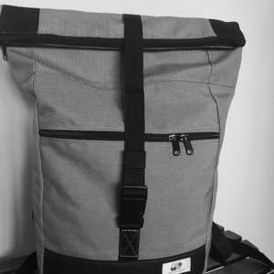 Fekete-szürke vízálló rolltop hátizsák - táska & tok - hátizsák - roll top hátizsák - Meska.hu
