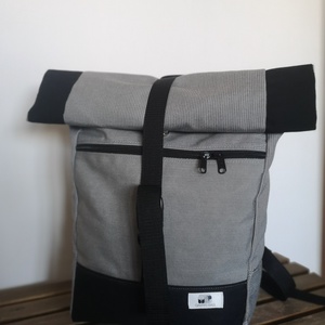 Fekete-szürke vízálló rolltop hátizsák - táska & tok - hátizsák - roll top hátizsák - Meska.hu