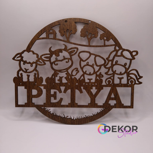 Egyedi fa ajtókopogtató farmos - egyedi névvel - otthon & életmód - dekoráció - ajtó- és ablak dekoráció - ajtódísz & kopogtató - Meska.hu