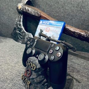 God of War playstation kontroller tartó - otthon & életmód - dekoráció - asztal és polc dekoráció - asztaldísz - Meska.hu