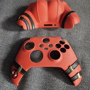 Deadpool Xbox Series kontroller burkolat - otthon & életmód - dekoráció - dísztárgy - Meska.hu