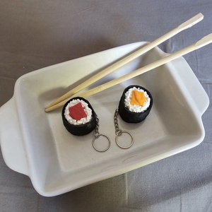 Sushi fidget clicker kulcstartó, vörös tonhal - táska & tok - kulcstartó & táskadísz - kulcstartó - Meska.hu