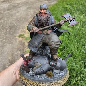 Gimli a törp, A gyűrűk ura karakter, resin szobor, kézzel festve - Meska.hu