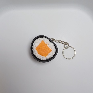 Sushi fidget clicker kulcstartó, lazacos - táska & tok - kulcstartó & táskadísz - kulcstartó - Meska.hu