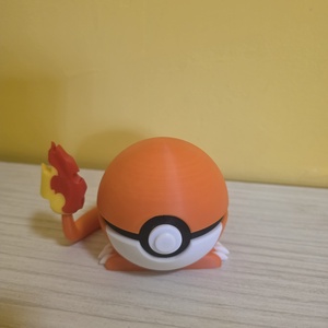Pokeball-Charmander stílusú 3D nyomtatott figura, Otthon & Életmód, Dekoráció, Asztal és polc dekoráció, Asztaldísz, Mindenmás, MESKA