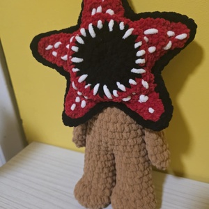 Demogorgon Amigurumi - Stranger Things  - játék & sport - plüssállat & játékfigura - más figura - Meska.hu