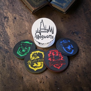 Harry Potter házak poháralátét szett tartóval - Meska.hu