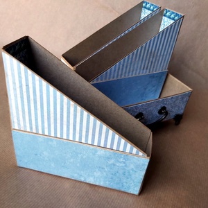 Antik hatású, kartonból készült asztali tartó -  - Meska.hu