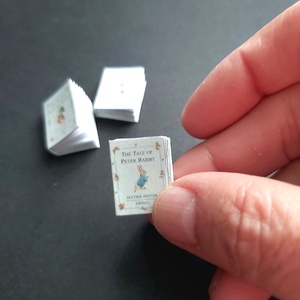 Miniatűr mesekönyv - játék & sport - baba & babaház - babaruha, babakellék - Meska.hu