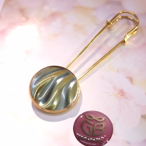Zsolnay eozin hullámok hátán bross - ékszer - kitűző és bross - Meska.hu