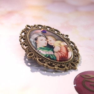 Rafaello madonnája bross - ékszer - kitűző és bross - Meska.hu